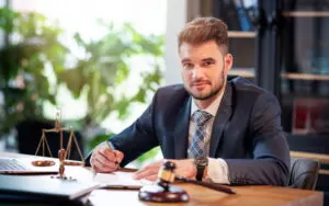 Como abrir um escritório de advocacia