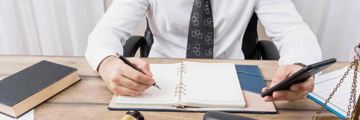 Dicas Essenciais para Abrir e Gerir um Escritório de Advocacia de Sucesso