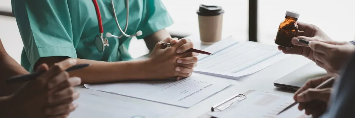 Equiparação Hospitalar: Reduza Impostos na Sua Clínica Hoje!